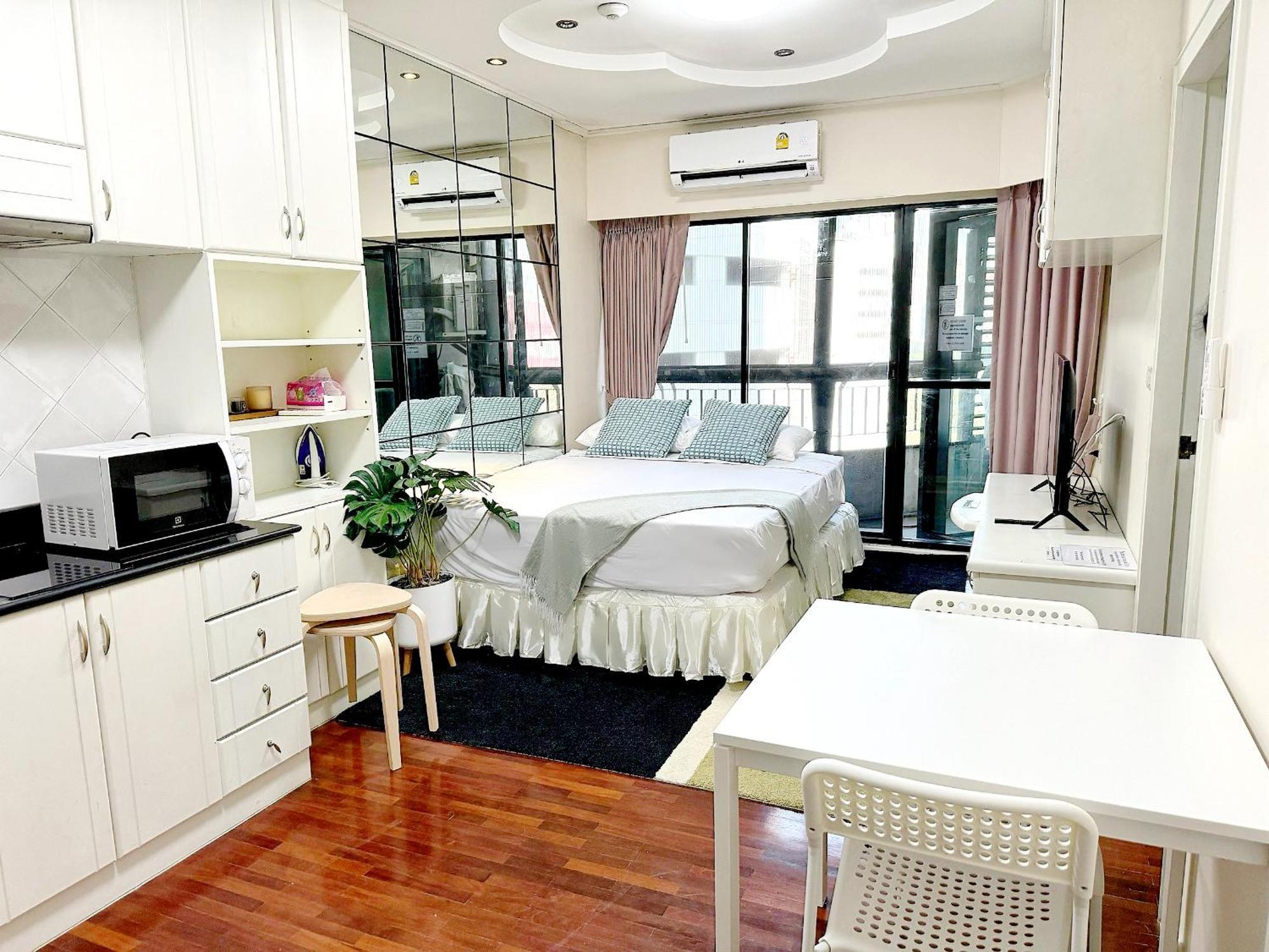 Grand Diamond Condominium Bangkok Luaran gambar